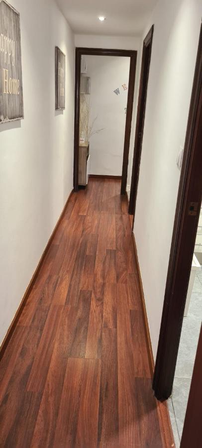 הוספיטלט דה יוברגאט Habitaciones Camp Nou Apartment מראה חיצוני תמונה