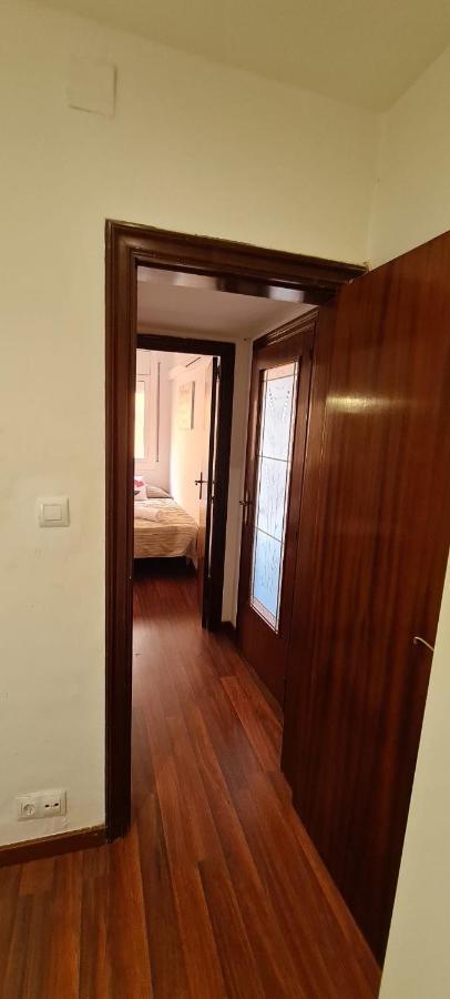 הוספיטלט דה יוברגאט Habitaciones Camp Nou Apartment מראה חיצוני תמונה